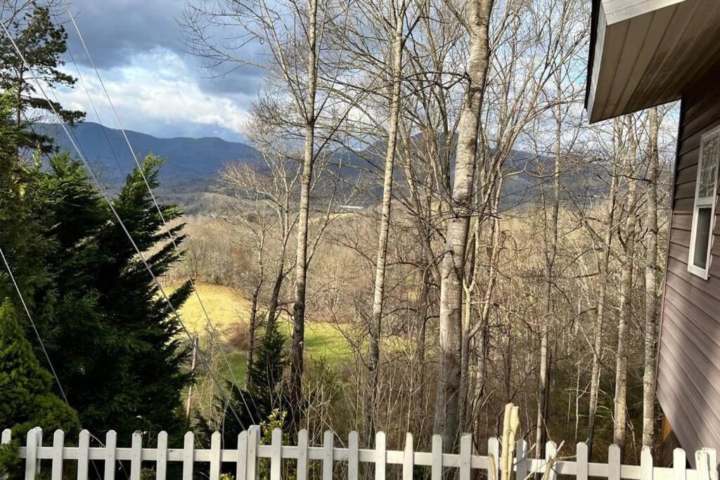 Misty Mountain Cottage Waynesville Exterior foto